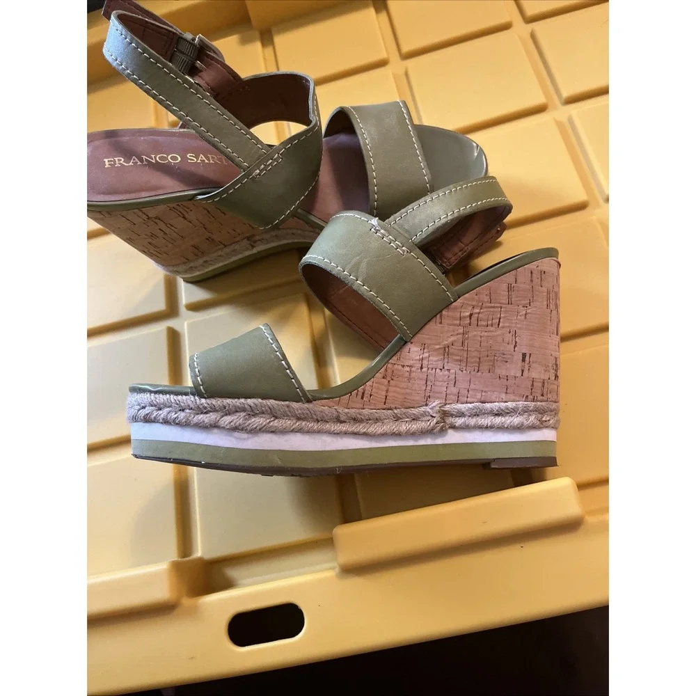 Franco Sarto Espadrille's Size 8M‎